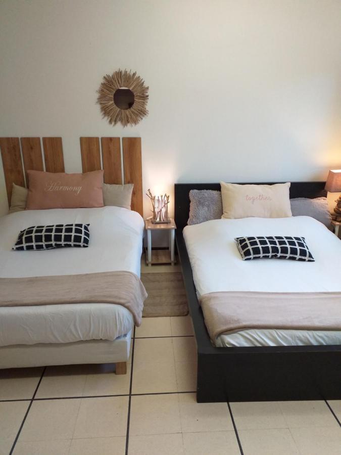 Bed and Breakfast Chez Naomi Saint-Jean-de-Cornies Exterior foto